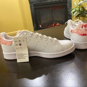 New adidas Stan smith size 7